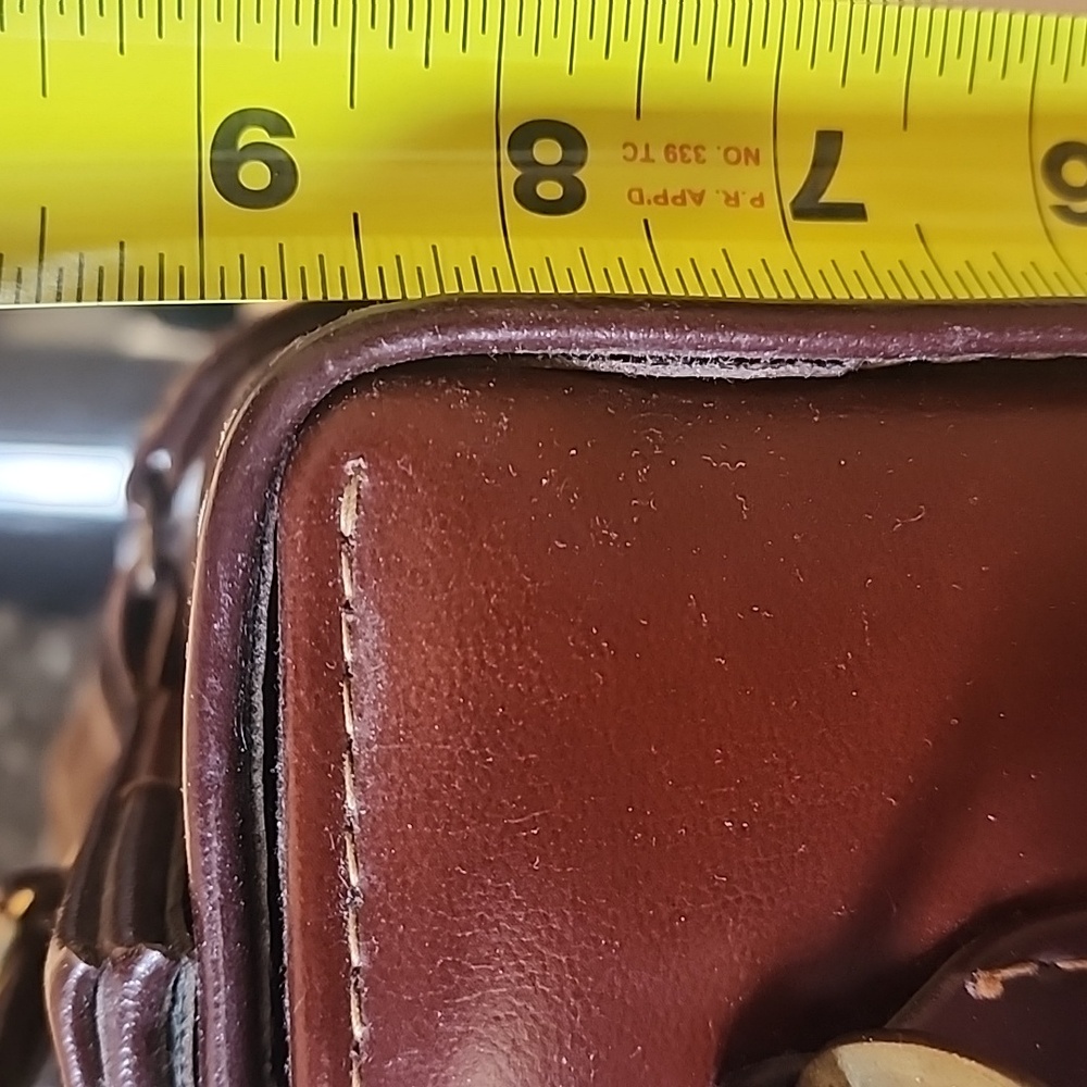 Vintage Diamond Genuine Brown Leather Camera Bag in Like New Condition - Picture 10 of 12